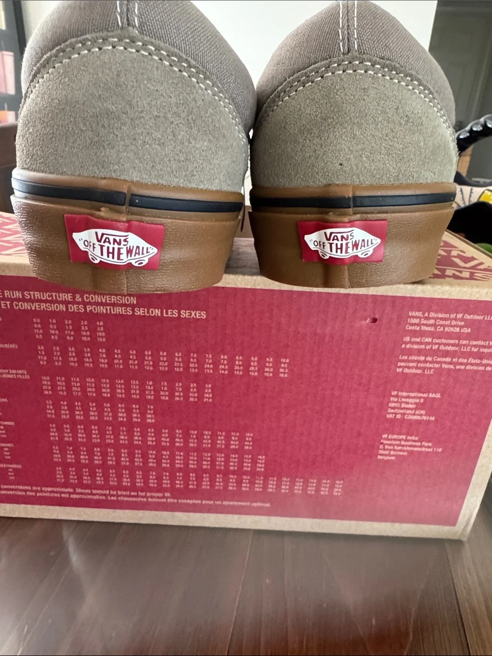 Vans low top